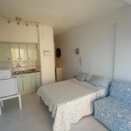 Apartament Lovely In Front Of The Beach. Fuengirola